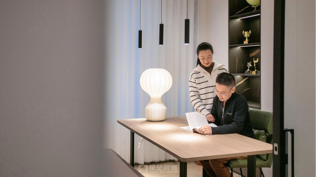 四口之家，小資幸福