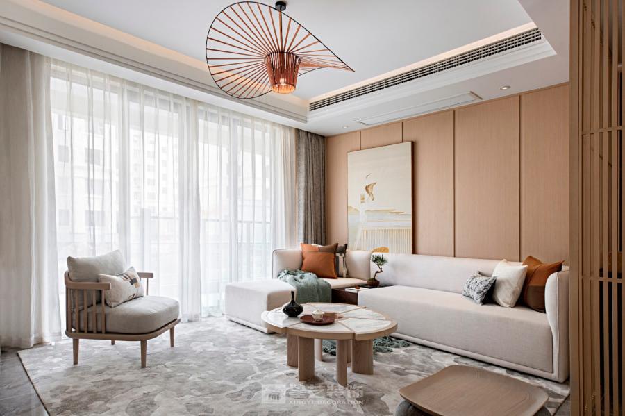 不追求華麗，而追求舒適；不堆砌裝飾，而回歸生活本身