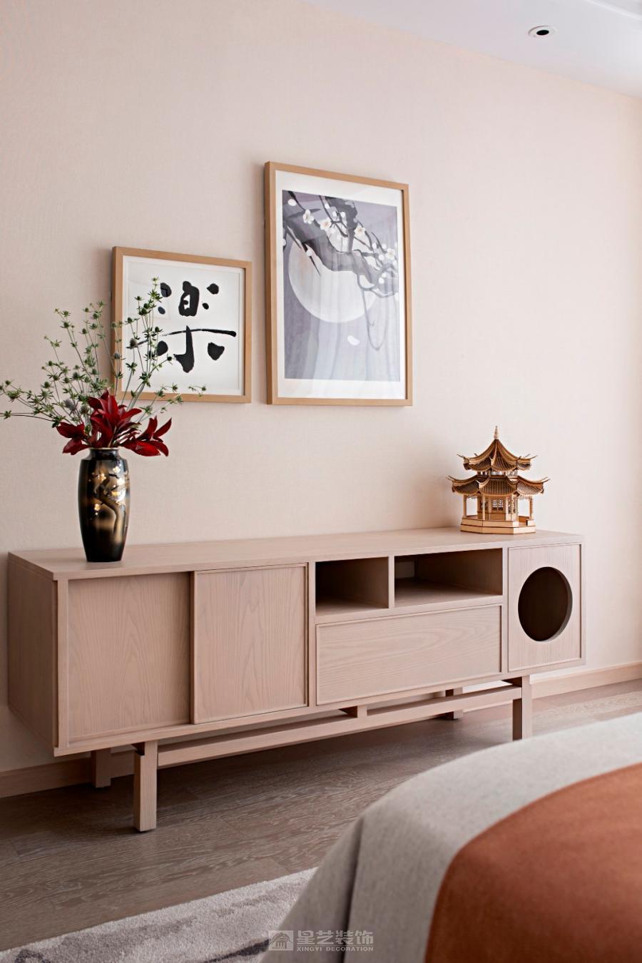 不追求華麗，而追求舒適；不堆砌裝飾，而回歸生活本身